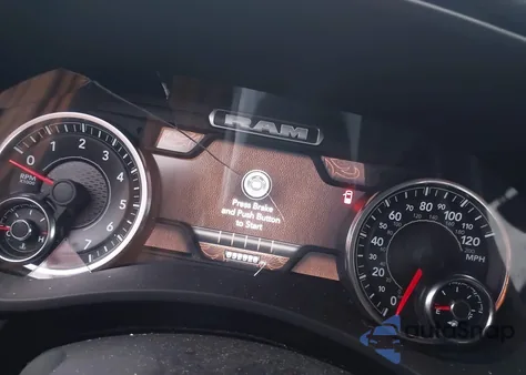 2022 Ram 2500 Tradesman 4X4 6'4 Box z USA, uszkodzony, nr VIN 3C6UR5CJ0NG370013